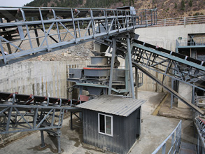 时产150-280吨石灰打砂机器